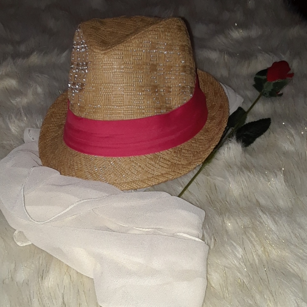 Guess Brimmed Hat